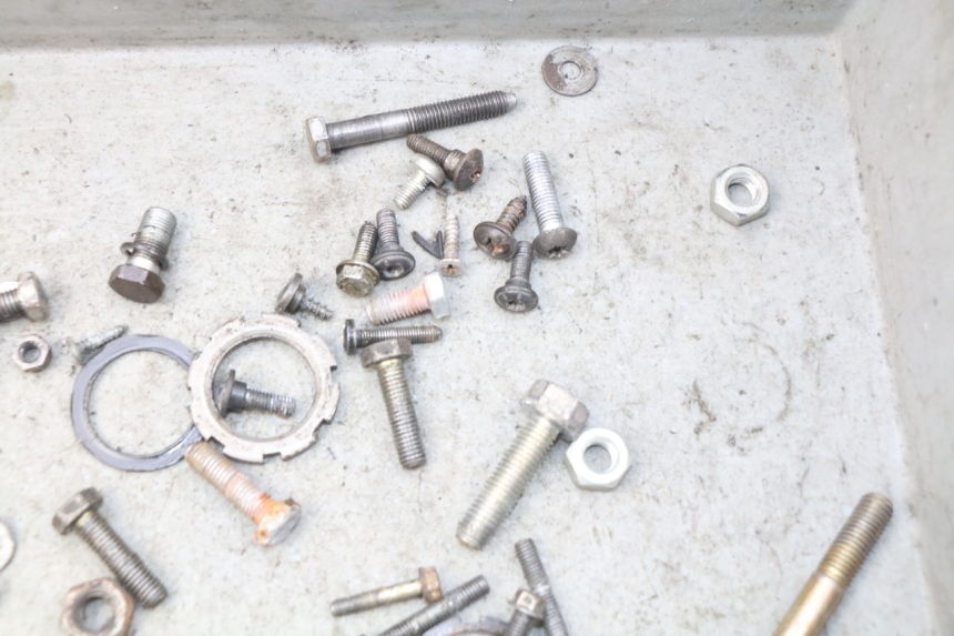 photo de SCHRAUBENBEUTEL PEUGEOT LUDIX 50 (2008 - 2017) - Zoom auf Gebrauchszustand