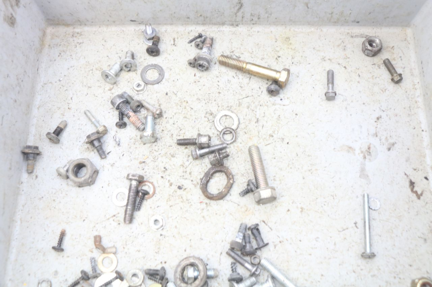 photo de SCHRAUBENBEUTEL PEUGEOT LUDIX 50 (2005 - 2007) - Zoom auf Gebrauchszustand