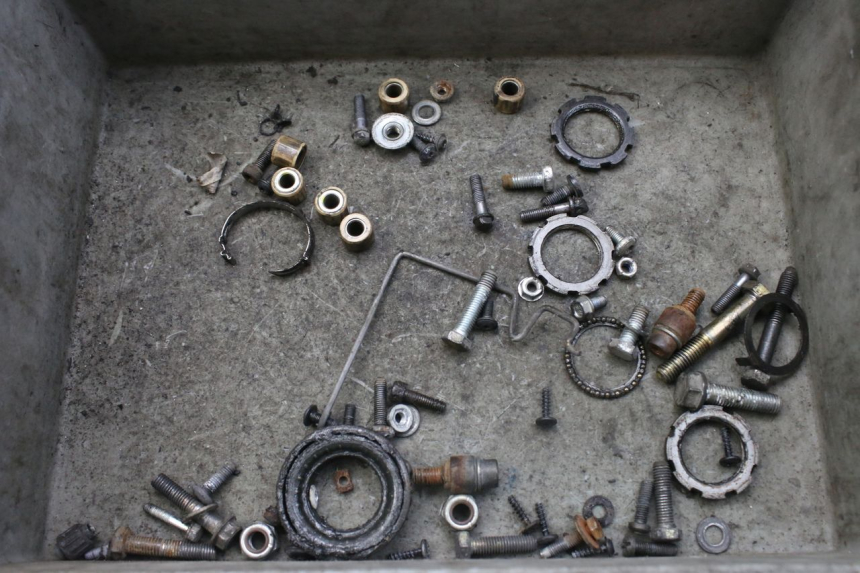 photo de SCHRAUBENBEUTEL PEUGEOT LUDIX 50 (2008 - 2017) - Hauptansicht