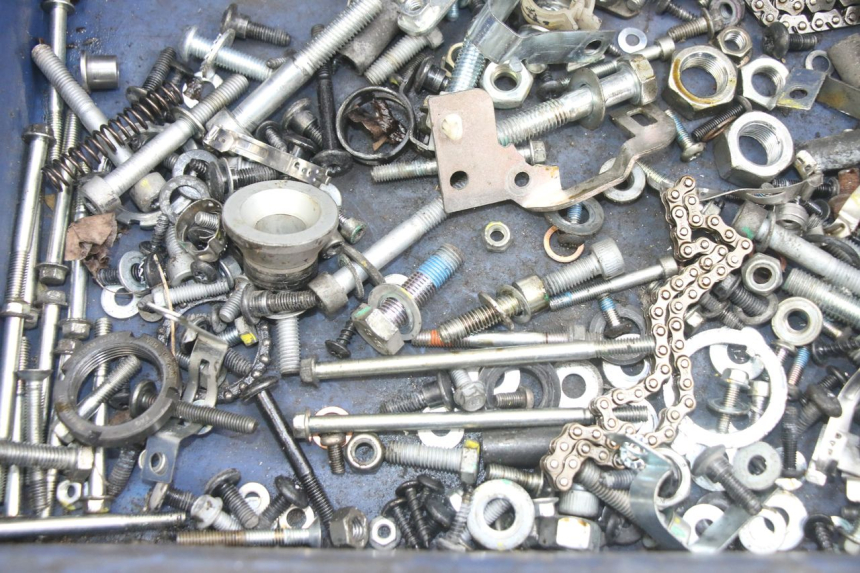 photo de SCHRAUBENBEUTEL PIAGGIO MEDLEY 125 (2016 - 2023) - Zoom auf Gebrauchszustand