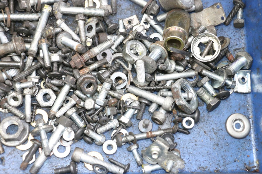 photo de SCHRAUBENBEUTEL PIAGGIO MP3 LT 400 (2007 - 2012) - Zoom auf Gebrauchszustand