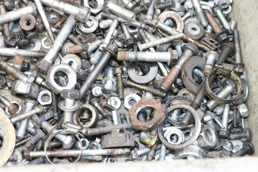 photo de SCHRAUBENBEUTEL PIAGGIO MP3 LT 400 (2007 - 2012) - Zoom auf Gebrauchszustand