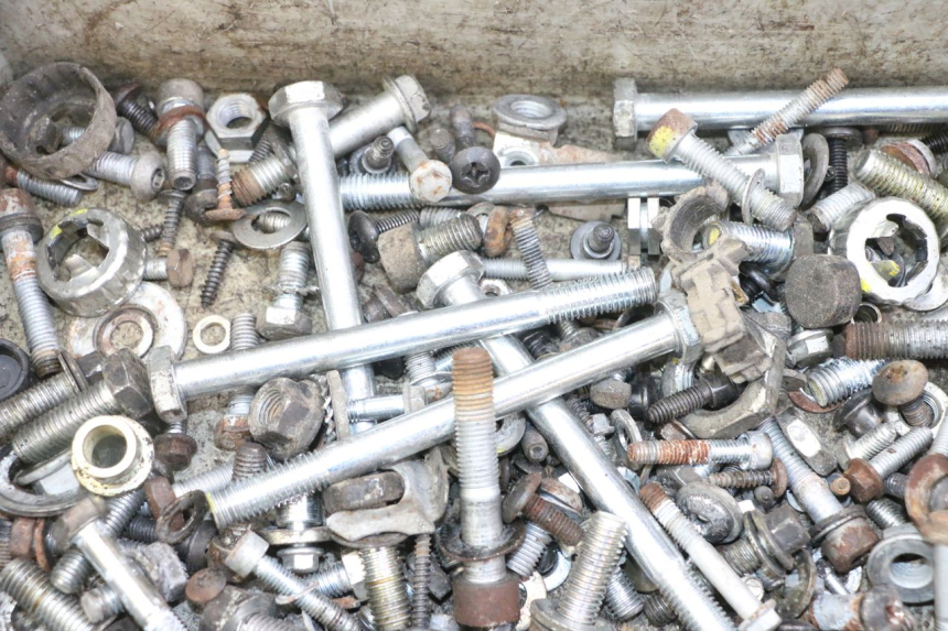 photo de SCHRAUBENBEUTEL PIAGGIO MP3 LT 400 (2007 - 2012) - Zoom auf Gebrauchszustand