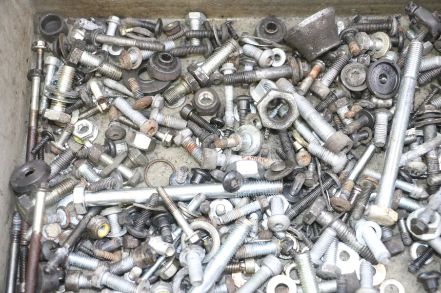 photo de SCHRAUBEN PIAGGIO MP3 LT 300 (2010 - 2016) - Detailansicht des Bauteils