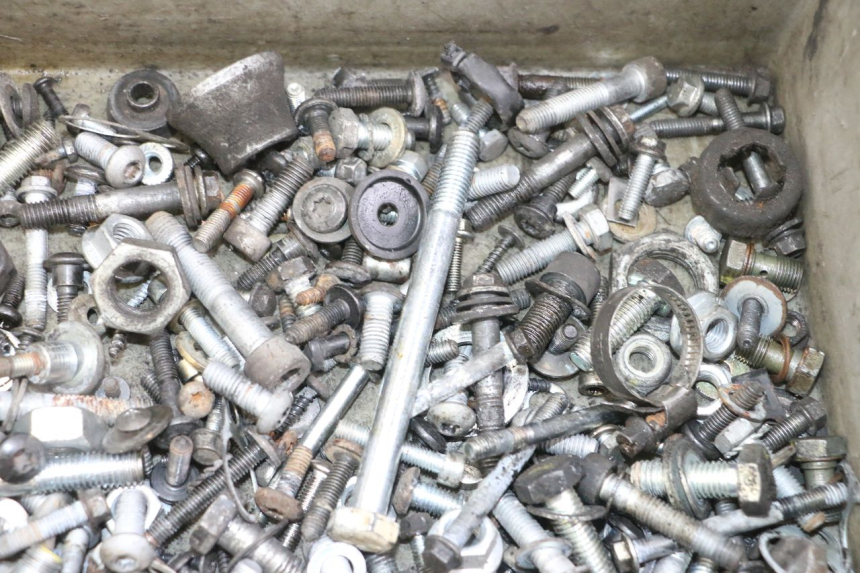 photo de SCHRAUBEN PIAGGIO MP3 LT 300 (2010 - 2016) - Technische Nahaufnahme