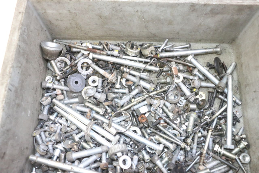 photo de SCHRAUBEN PIAGGIO MP3 LT 300 (2010 - 2016) - Detailansicht des Bauteils