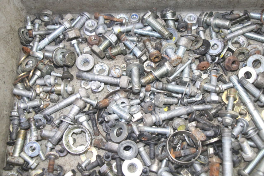 photo de SCHRAUBENBEUTEL PIAGGIO MP3 LT 400 (2007 - 2012) - Detailansicht des Bauteils