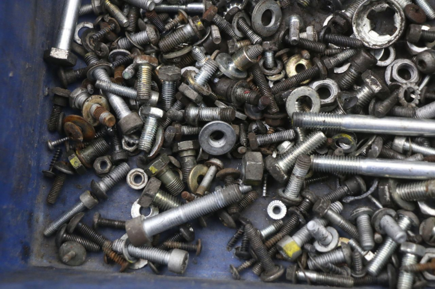 photo de SCHRAUBEN PIAGGIO MP3 125 (2006 - 2014) - Alternative Perspektive