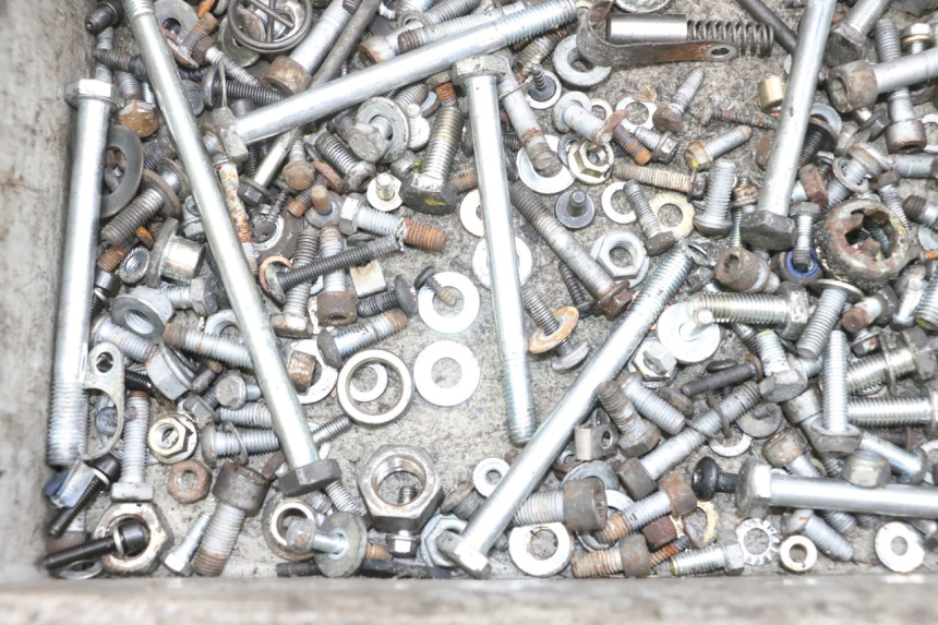 photo de SCHRAUBENBEUTEL PIAGGIO MP3 RL 250 (2006 - 2010) - Alternative Perspektive