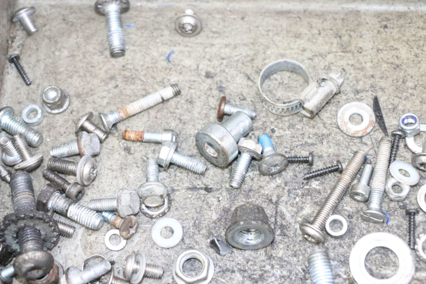 photo de SCHRAUBEN RIEJU MRT 50 (2018 - 2021) - Detailansicht des Bauteils