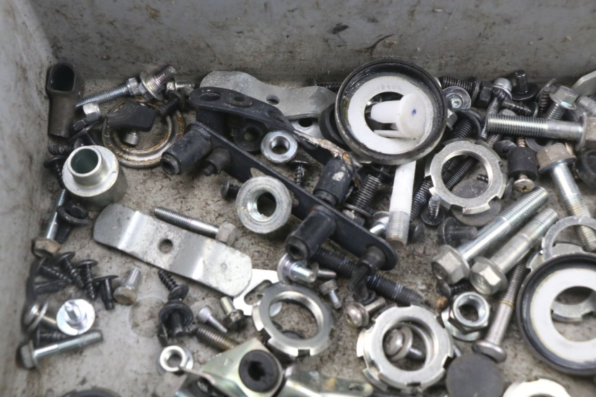 photo de SCHRAUBEN MBK MW TRYPTIK 125 (2017 - 2022) - Technische Nahaufnahme