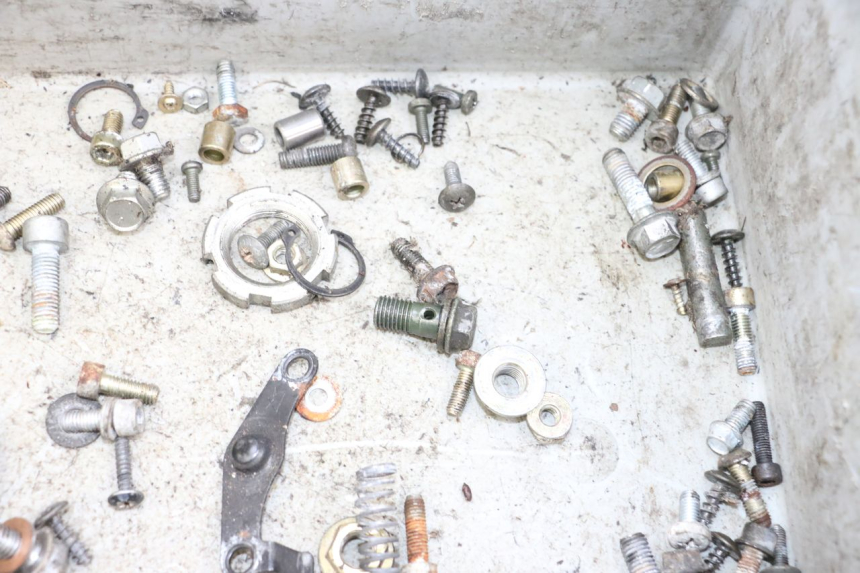 photo de SCHRAUBEN YAMAHA NEO'S NEOS 2T 50 (1998 - 2007) - Alternative Perspektive