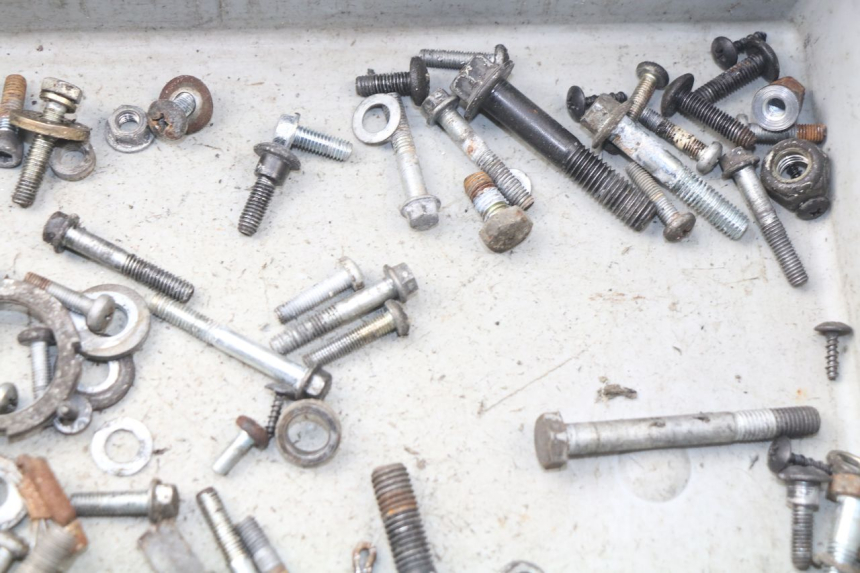 photo de SCHRAUBENBEUTEL PIAGGIO NEW TYPHOON 50 (2010 - 2017) - Zoom auf Gebrauchszustand