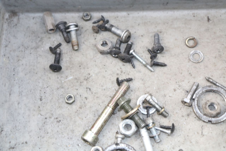 photo de SCHRAUBENBEUTEL PIAGGIO NEW TYPHOON 50 (2010 - 2017) - Alternative Perspektive