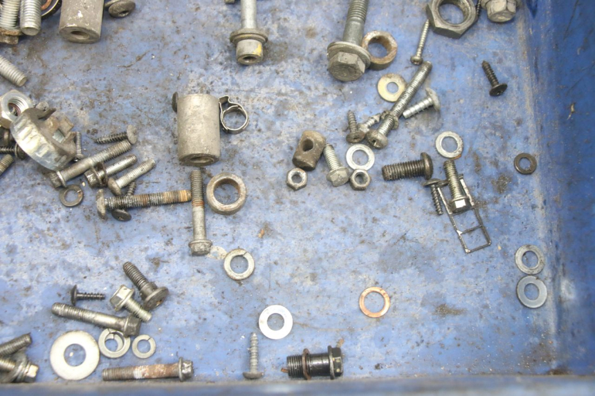 photo de SCHRAUBENBEUTEL PIAGGIO NEW TYPHOON 50 (2018 - 2021) - Zoom auf Gebrauchszustand