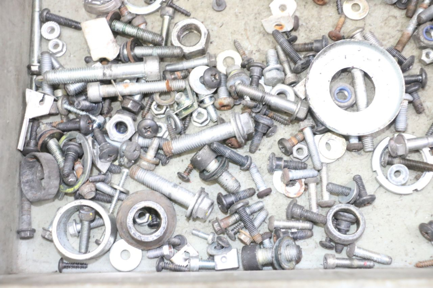 photo de SCHRAUBEN GILERA NEXUS 125 (2009 - 2013) - Zoom auf Gebrauchszustand