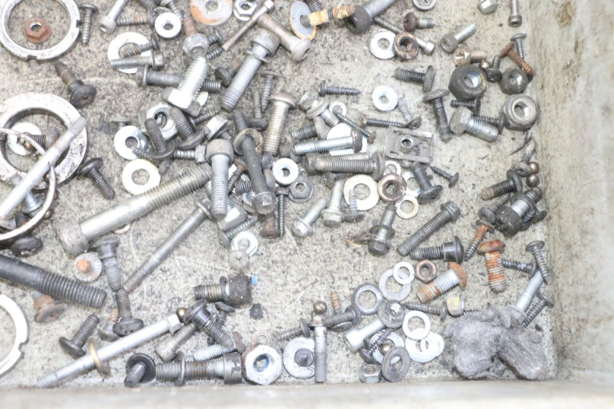 photo de SCHRAUBEN GILERA NEXUS 125 (2009 - 2013) - Zoom auf Gebrauchszustand