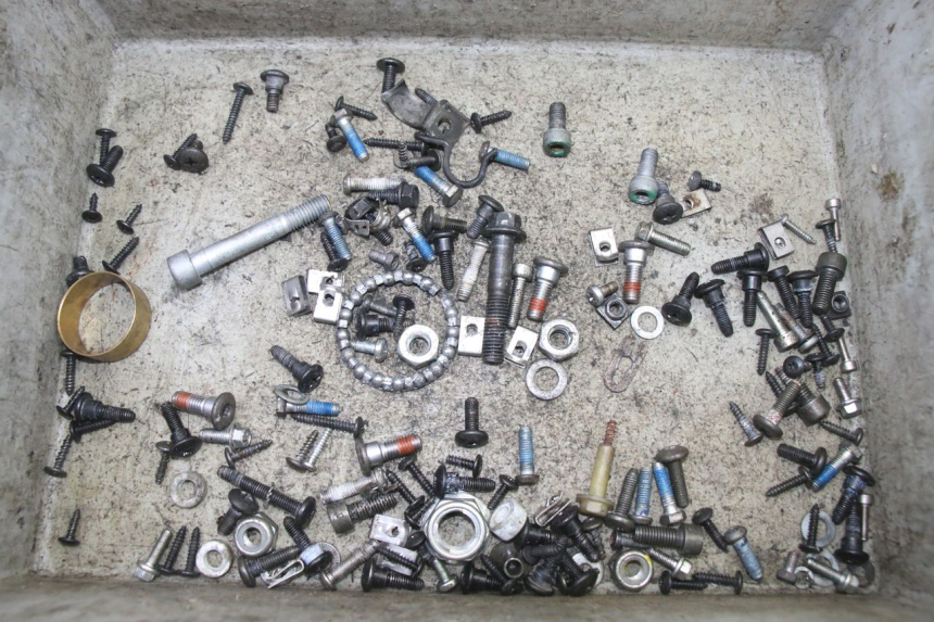 photo de SCHRAUBEN PIAGGIO NRG POWER PUREJET 50 (2018 - 2021) - Hauptansicht