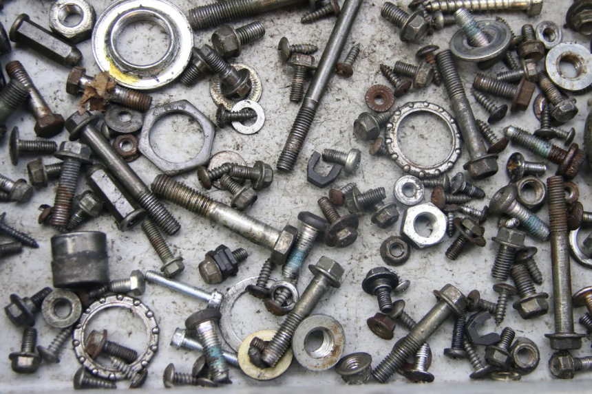 photo de SCHRAUBENBEUTEL SELECT UP OCTALIS 125 (2007 - 2012) - Zoom auf Gebrauchszustand