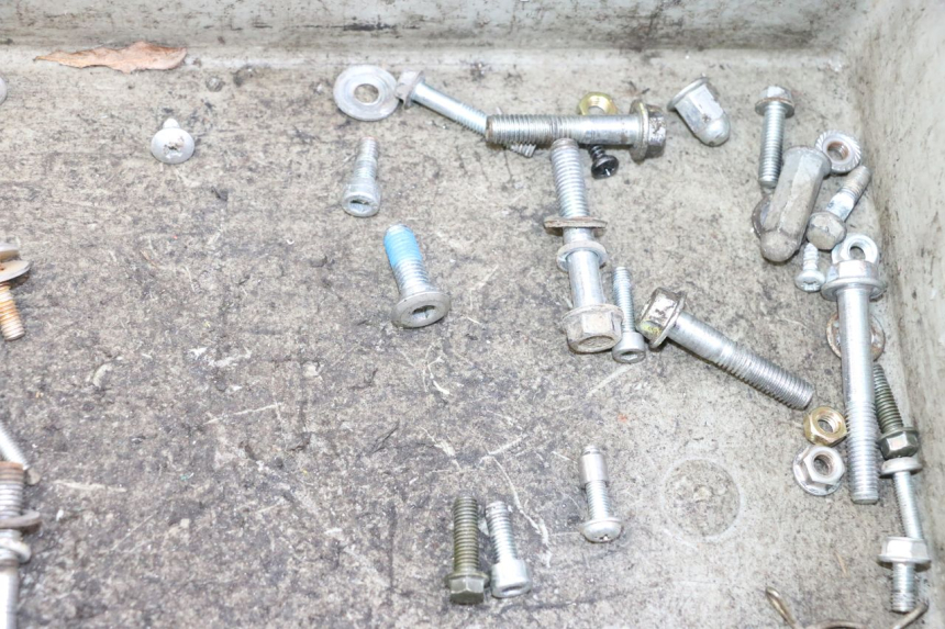 photo de SCHRAUBENSET TASCHE JM MOTORS OLDIES GT 4T 50 (2018 - 2025) - Alternative Perspektive