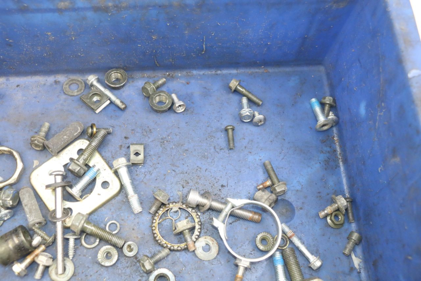 photo de SCHRAUBENBEUTEL JM MOTORS OLDIES RS 4T 50 (2021 - 2024) - Alternative Perspektive