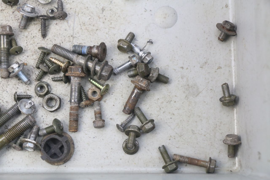 photo de SCHRAUBENBEUTEL SYM ORBIT 2 4T 50 (2008 - 2017) - Zoom auf Gebrauchszustand