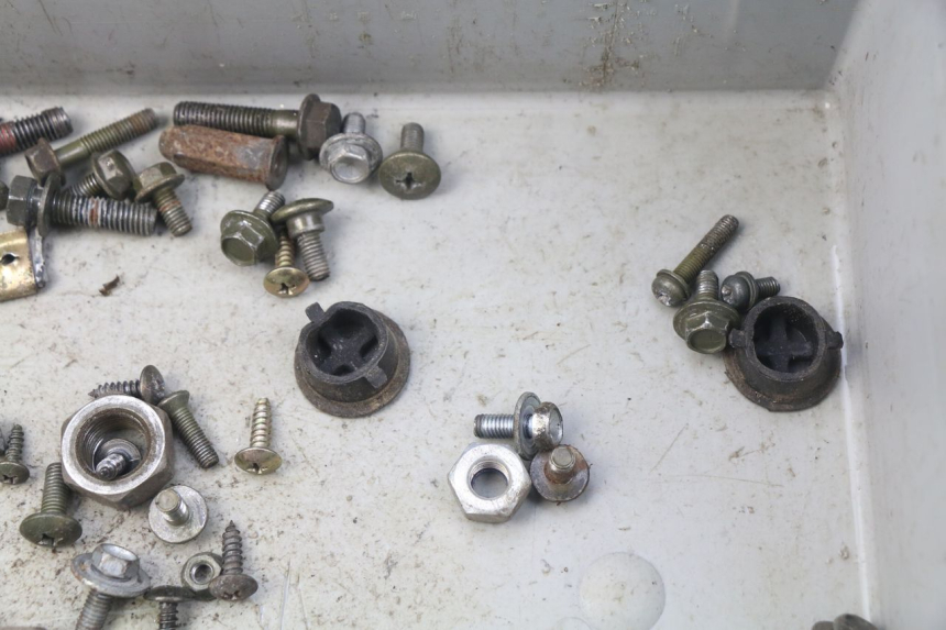 photo de SCHRAUBENBEUTEL SYM ORBIT 2 4T 50 (2008 - 2017) - Alternative Perspektive