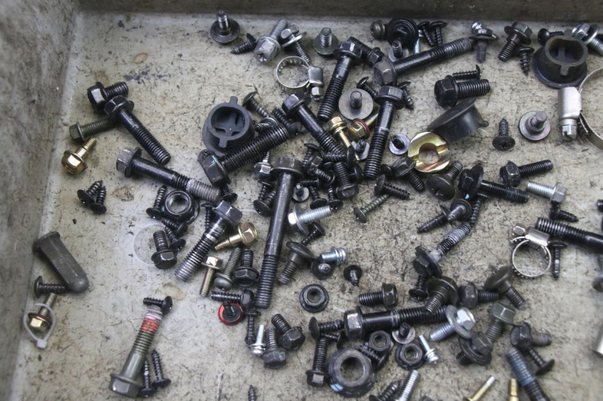 photo de SCHRAUBEN SYM ORBIT III 3 4T 50 (2021 - 2025) - Detailansicht des Bauteils