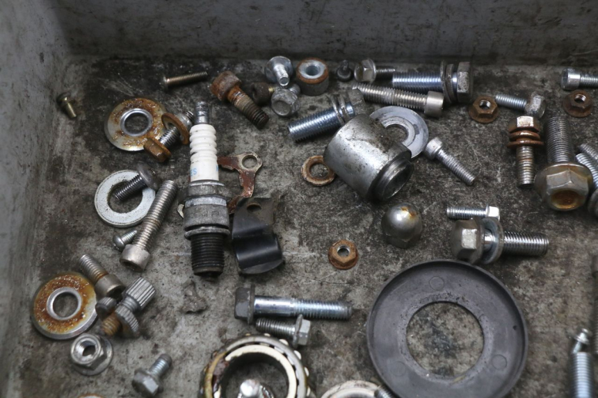 photo de SCHRAUBEN VERKLEIDUNG  ASTOR ORCAL 125 (2015 - 2017) - Detailansicht des Bauteils