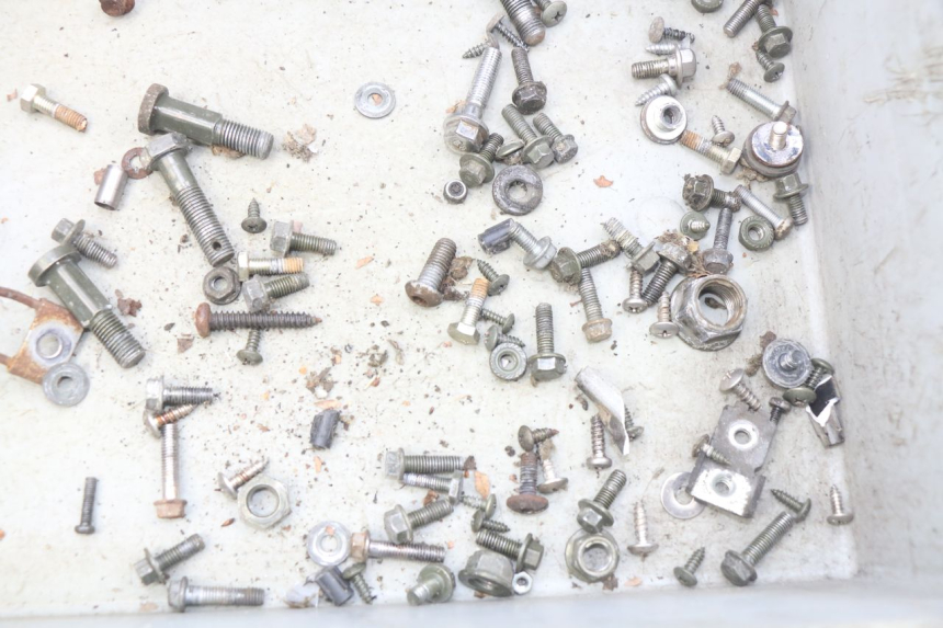 photo de SCHRAUBENBEUTEL TNT MOTOR OTTO 2T 50 (2012 - 2018) - Zoom auf Gebrauchszustand