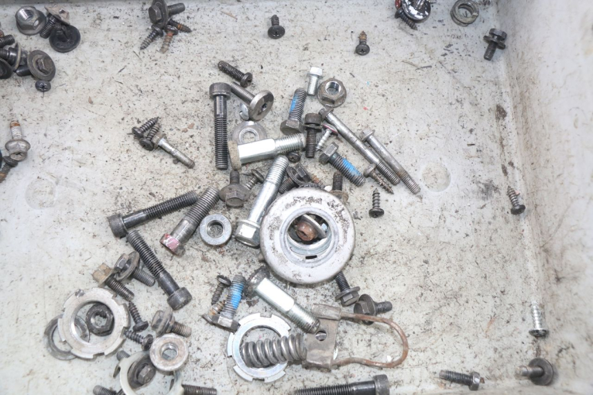 photo de SCHRAUBEN MBK OVETTO ONE 2T 50 (2013 - 2017) - Detailansicht des Bauteils