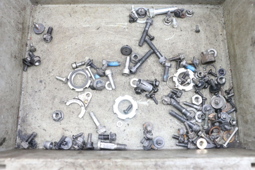 photo de SCHRAUBEN MBK OVETTO ONE 2T 50 (2013 - 2017) - Hauptansicht