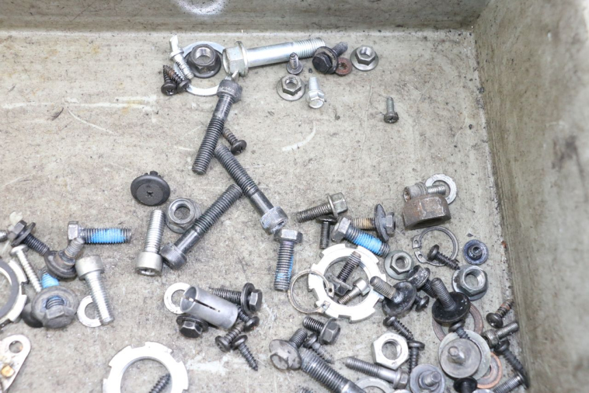 photo de SCHRAUBEN MBK OVETTO ONE 2T 50 (2013 - 2017) - Alternative Perspektive