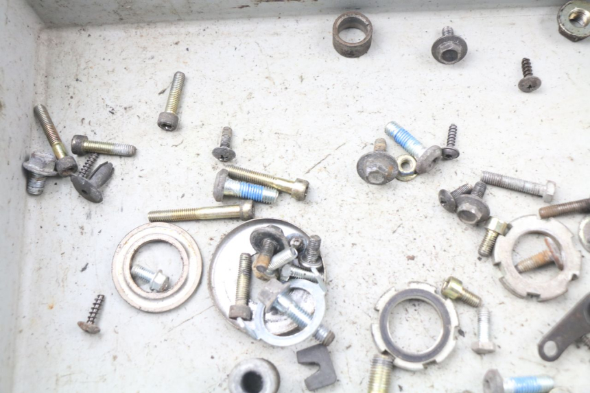 photo de SCHRAUBENBEUTEL MBK OVETTO 50 (1998 - 2007) - Zoom auf Gebrauchszustand