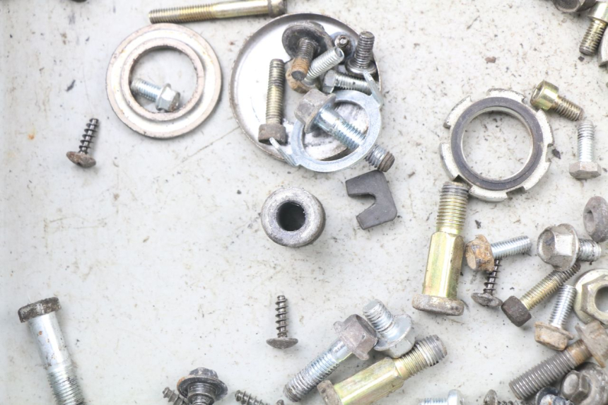 photo de SCHRAUBENBEUTEL MBK OVETTO 50 (1998 - 2007) - Alternative Perspektive