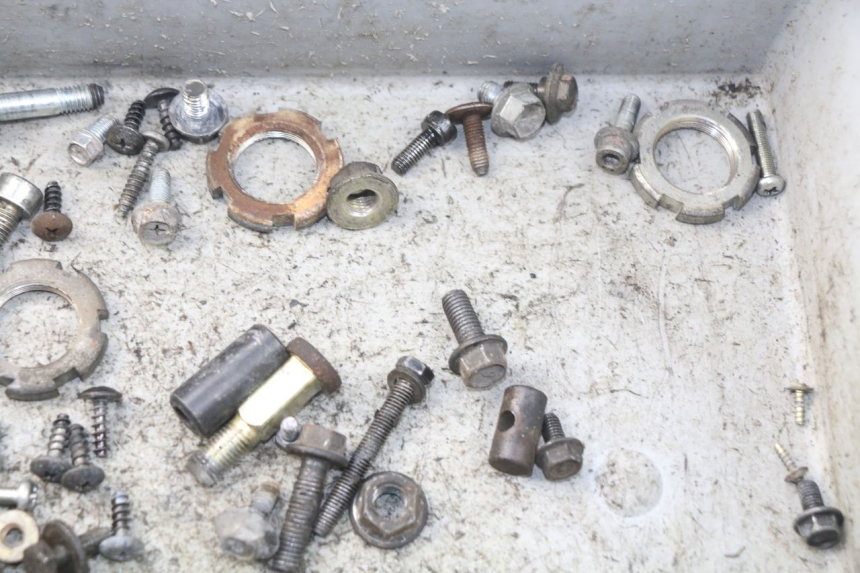 photo de SCHRAUBENBEUTEL MBK OVETTO 50 (1998 - 2007) - Alternative Perspektive