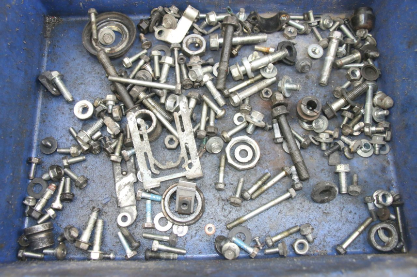 photo de SCHRAUBENBEUTEL HONDA PCX (JF28) 125 (2009 - 2011) - Hauptansicht