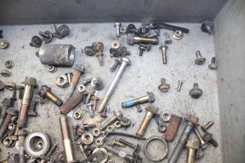 photo de SCHRAUBENBEUTEL KYMCO PEOPLE 250 (2004 - 2008) - Zoom auf Gebrauchszustand