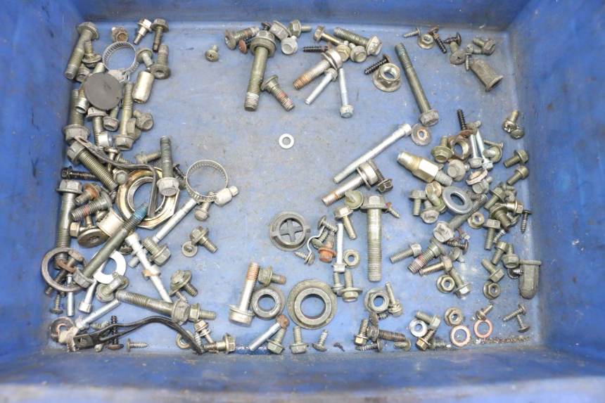 photo de SCHRAUBEN PEUGEOT BELVILLE 125 (2017 - 2021) - Hauptansicht