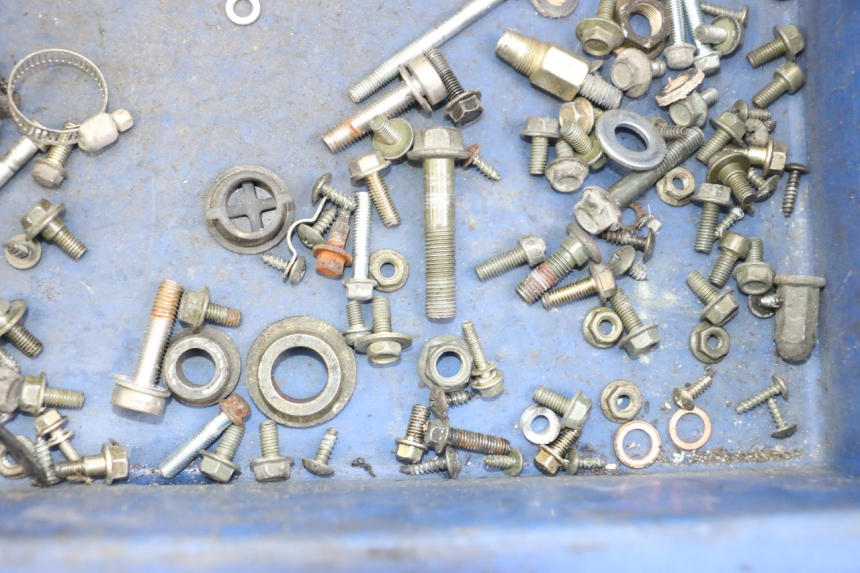 photo de SCHRAUBEN PEUGEOT BELVILLE 125 (2017 - 2021) - Zoom auf Gebrauchszustand