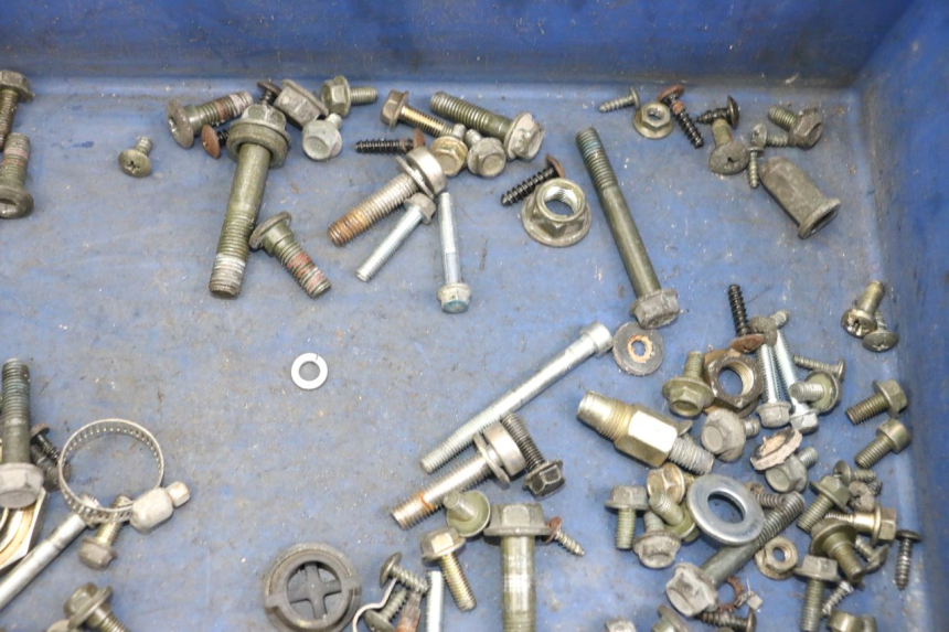 photo de SCHRAUBEN PEUGEOT BELVILLE 125 (2017 - 2021) - Alternative Perspektive