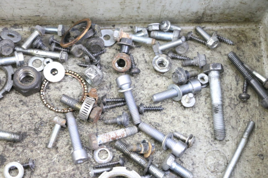 photo de SCHRAUBENBEUTEL PEUGEOT CITYSTAR 125 (2011 - 2017) - Alternative Perspektive