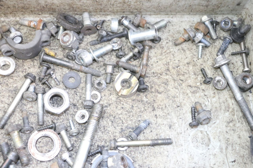 photo de SCHRAUBENBEUTEL PEUGEOT ELYSTAR 50 (2002 - 2014) - Zoom auf Gebrauchszustand