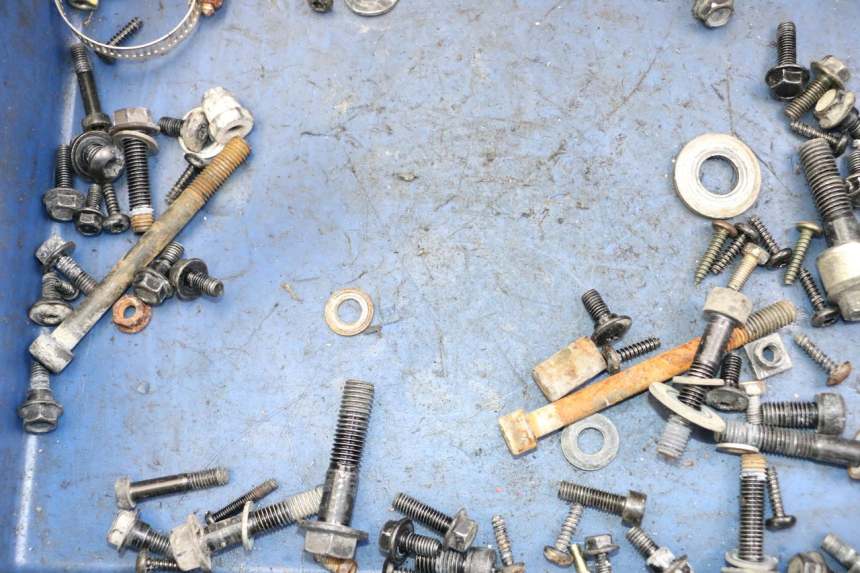 photo de SCHRAUBENBEUTEL PEUGEOT KISBEE 4T 50 (2018 - 2022) - Zoom auf Gebrauchszustand