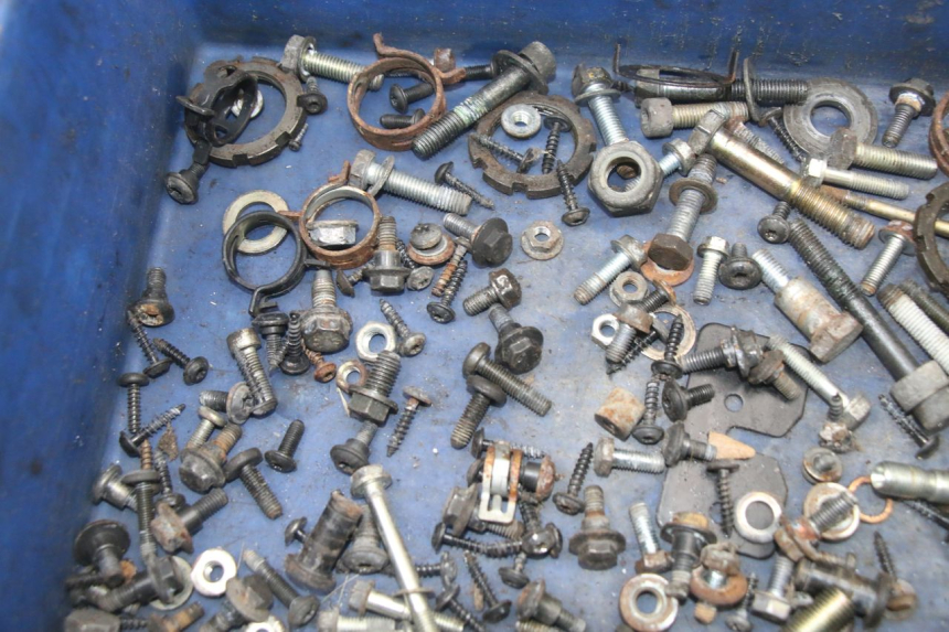 photo de SCHRAUBEN PEUGEOT SATELIS COMPRESSOR K15 125 (2006 - 2009) - Detailansicht des Bauteils