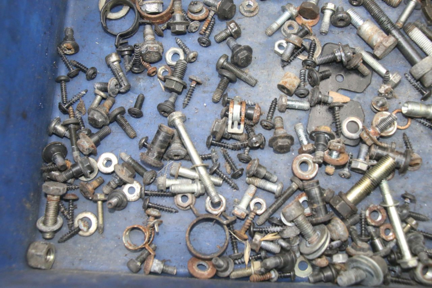 photo de SCHRAUBEN PEUGEOT SATELIS COMPRESSOR K15 125 (2006 - 2009) - Alternative Perspektive