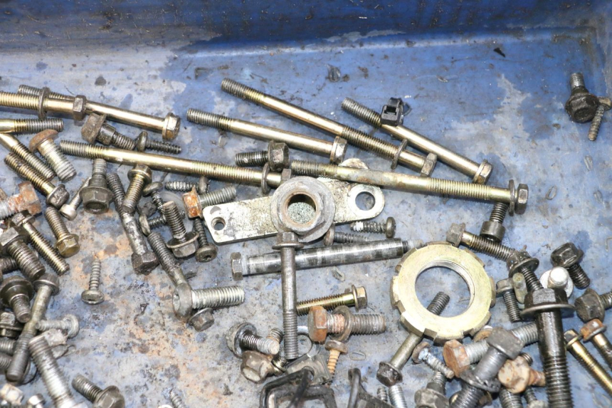 photo de SCHRAUBEN PEUGEOT SPEEDFIGHT 3 LC 2T 50 (2009 - 2015) - Detailansicht des Bauteils