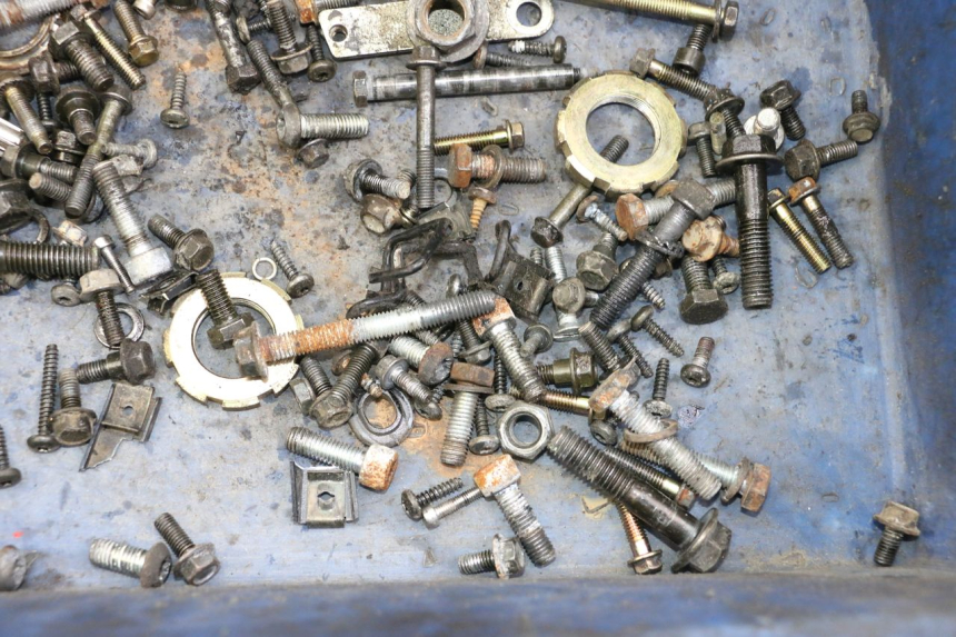 photo de SCHRAUBEN PEUGEOT SPEEDFIGHT 3 LC 2T 50 (2009 - 2015) - Zoom auf Gebrauchszustand