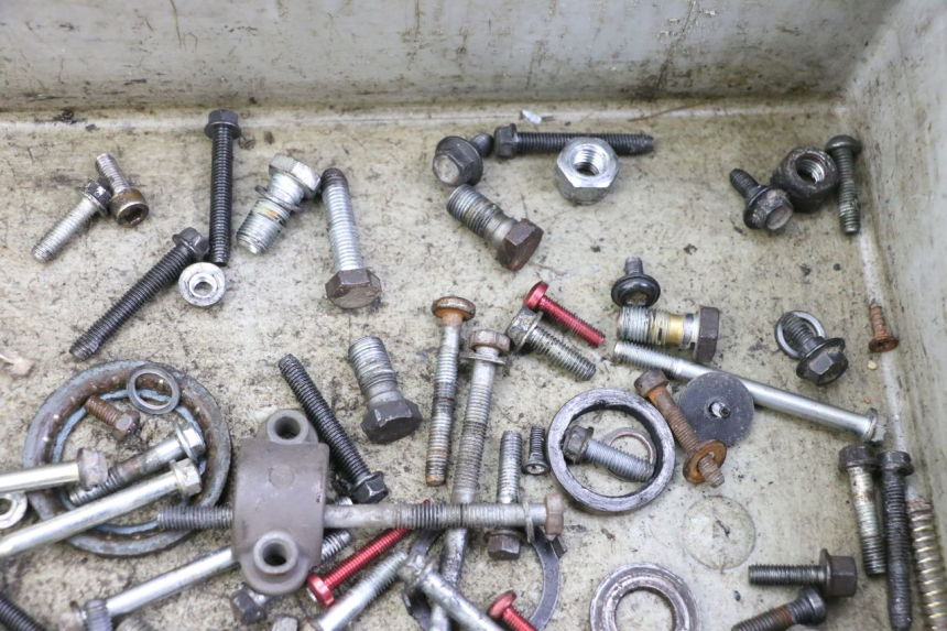 photo de SCHRAUBENBEUTEL PEUGEOT TKR TREKKER FURIOUS 50 (2005 - 2014) - Alternative Perspektive