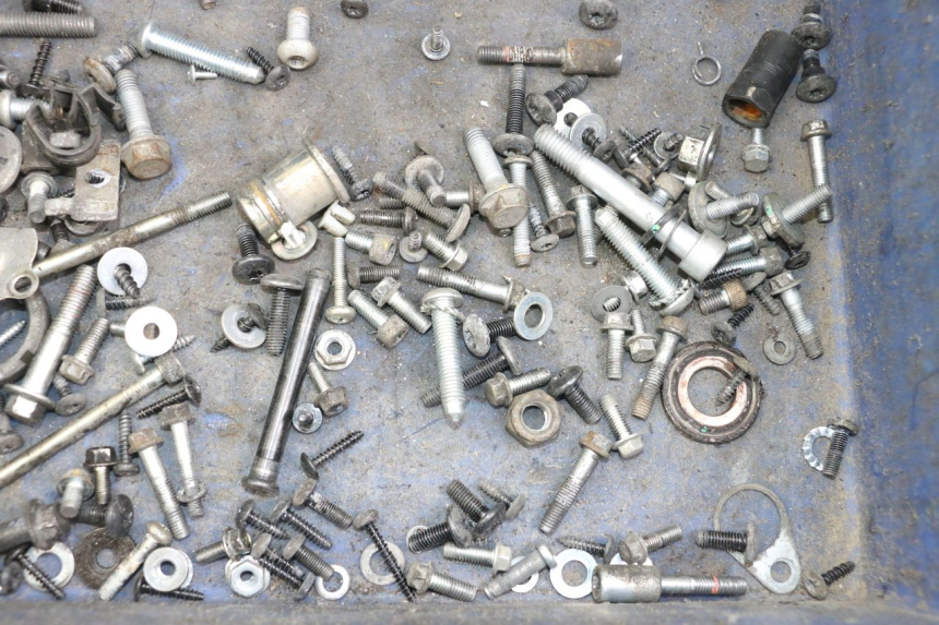 photo de SCHRAUBEN PIAGGIO LIBERTY IGET 4T 50 (2021 - 2025) - Zoom auf Gebrauchszustand